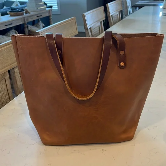 KMM & Co Cognac Tote - Picture 2 of 10